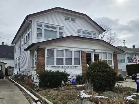 415 Shelley, Racine, WI 53405
