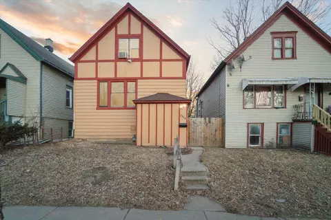 2454 S 12th, Milwaukee, WI 53215