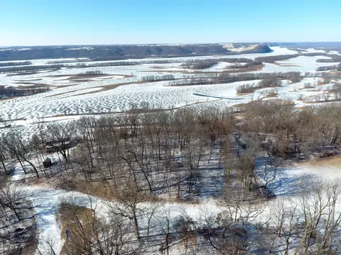 14 Mississippi Lane, Bloomington, WI 53801