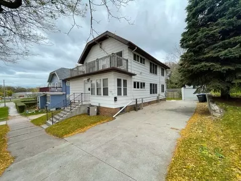 813 S 17th #813 A, Sheboygan, WI 53081