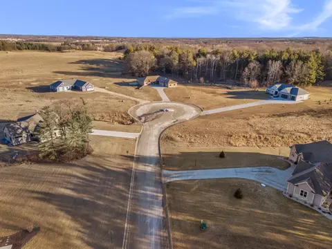 5785 Thull, Trenton, WI 53095