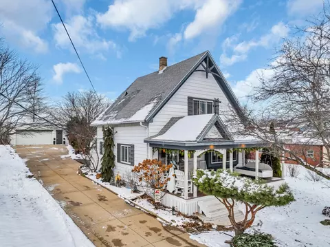 w258 County Road D, Spring Prairie, WI 53138
