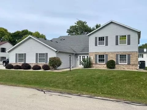 4124 80th #21C, Kenosha, WI 53142