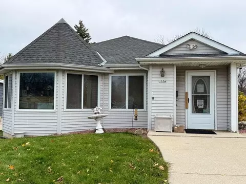 1234 S 112th, West Allis, WI 53214