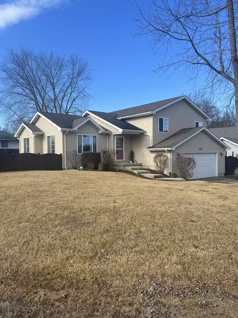 6212 235th, Paddock Lake, WI 53168