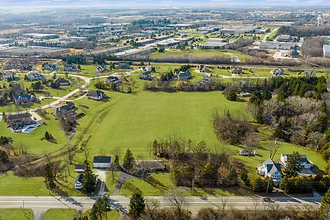 10723 N Cedarburg, Mequon, WI 53092