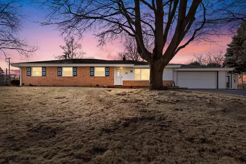 4549 Parkside, Wauwatosa, WI 53225