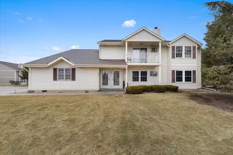811 Rockingham #A, West Bend, WI 53090