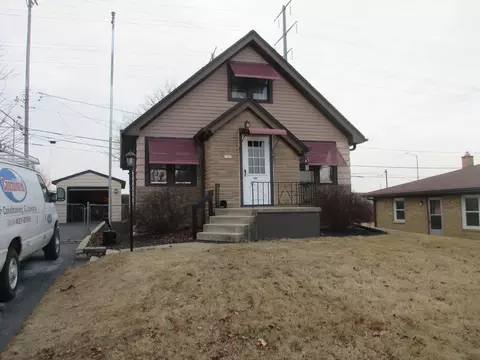 1365 S 98th, West Allis, WI 53214