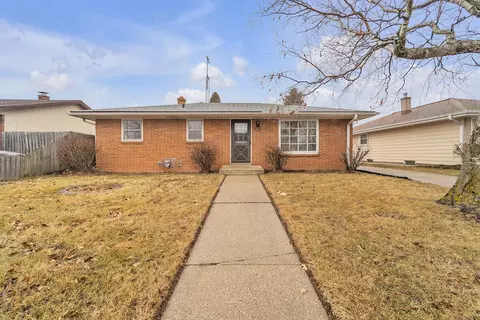 904 Three Mile, Racine, WI 53402