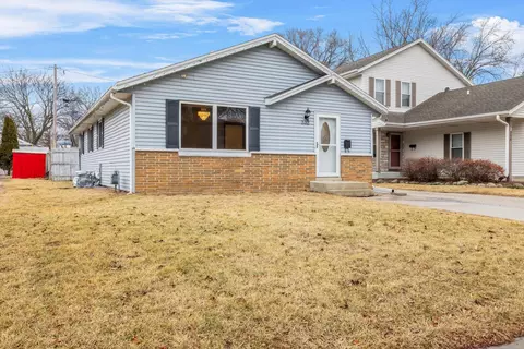 332 Coolidge, Waukesha, WI 53186