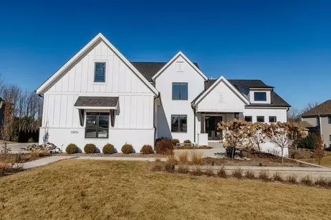 13870 Larsen, Brookfield, WI 53005