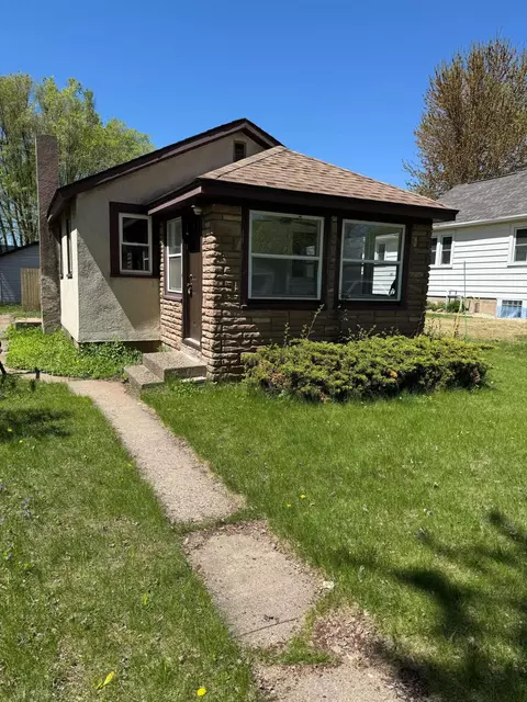 2217 Liberty, La Crosse, WI 54601