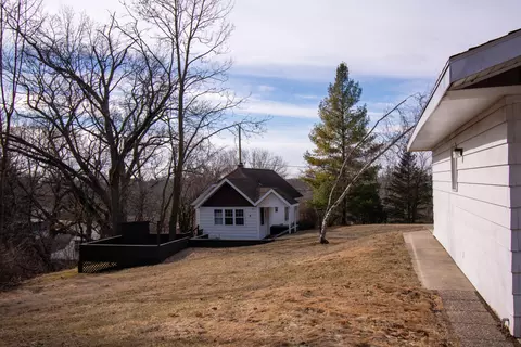 2904 Martin, Burlington, WI 53105
