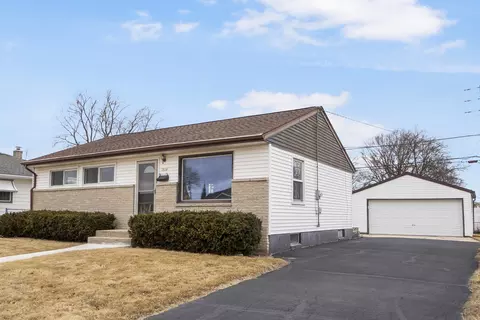 3836 E Van Eimeren, Cudahy, WI 53110