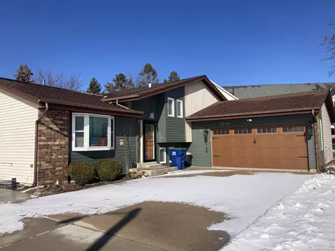 1776 Parknoll, Port Washington, WI 53074