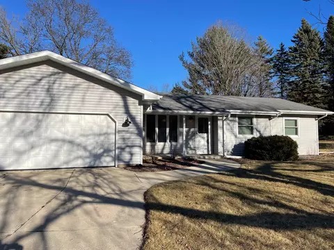 w309s8530 Greenview, Mukwonago, WI 53149
