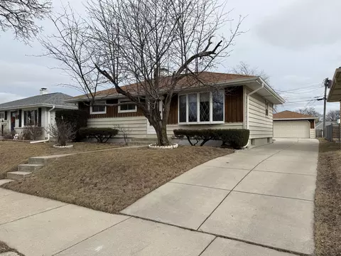 6614 S 19th, Milwaukee, WI 53221