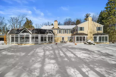 2401 W Cedar, River Hills, WI 53217