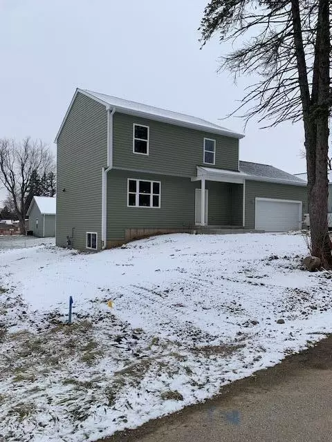 w1327 Highland, Bloomfield, WI 53128