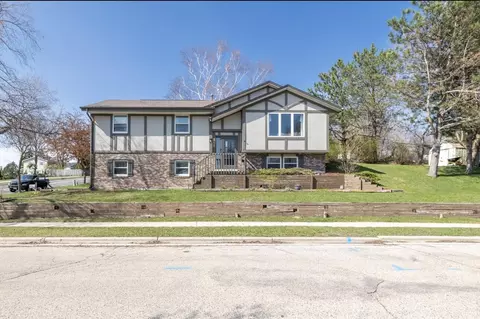 1460 Wayne, West Bend, WI 53090