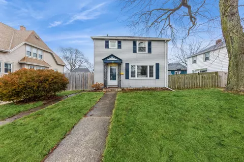 1543 Cleveland, Racine, WI 53405