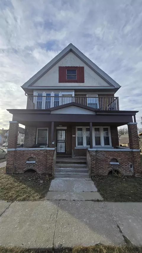 2177 S 17th, Milwaukee, WI 53215