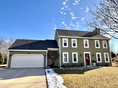w68n438 Evergreen, Cedarburg, WI 53012