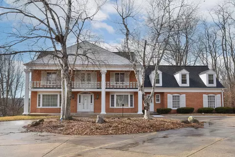 8401 W Edgerton, Greendale, WI 53129