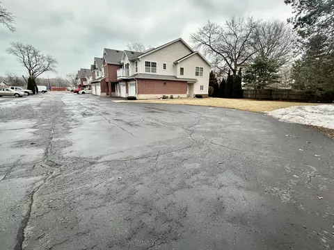 8858 Sheridan #1, Kenosha, WI 53143