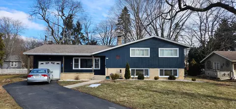 3812 Saratoga, Racine, WI 53405