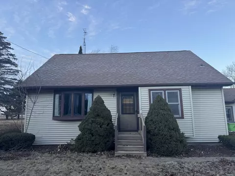 1520 North, Cleveland, WI 53015