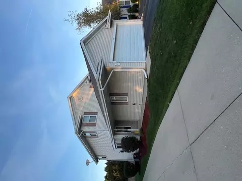 3270 E Donald, Cudahy, WI 53110