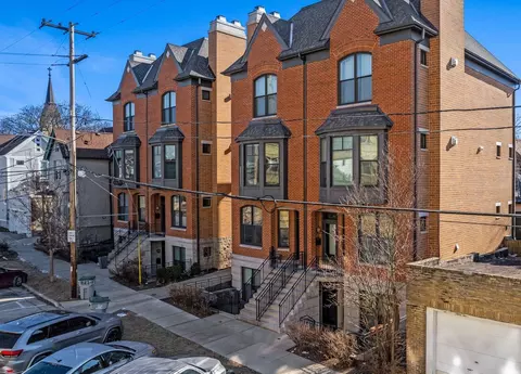 923 E Pearson, Milwaukee, WI 53202