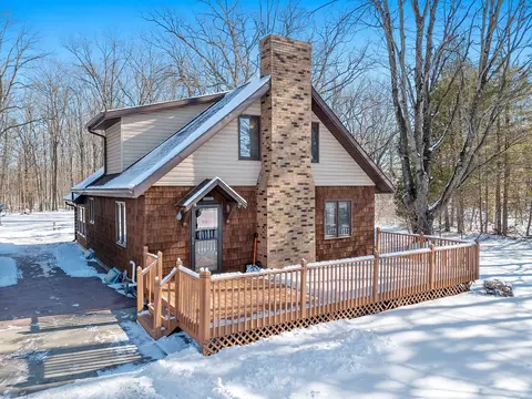 n6056 State Highway 180, Marinette, WI 54143