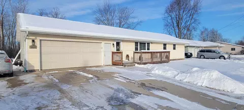 2214 Paul, Manitowoc, WI 54220