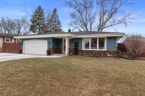 4255 S 78th, Greenfield, WI 53220