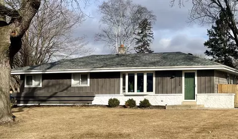 11324 W Copeland, Hales Corners, WI 53130