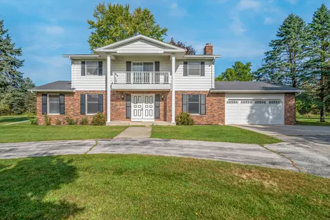 w6434 Francis Avenue, Lyndon, WI 53011