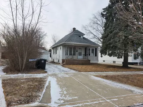 2807 E Carpenter, Cudahy, WI 53110
