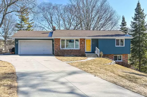 1020 Lois, Brookfield, WI 53045