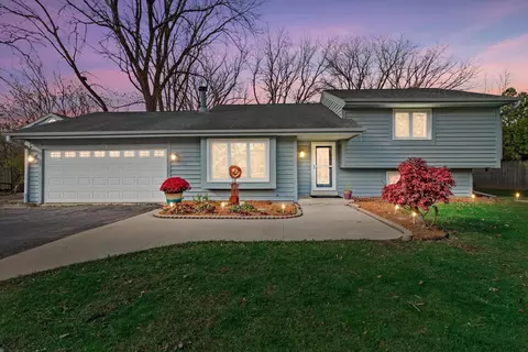 7217 S North Cpe, Franklin, WI 53132