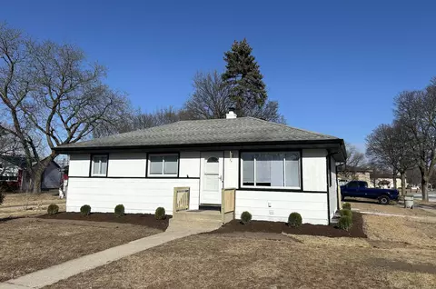5400 N 82nd, Milwaukee, WI 53218