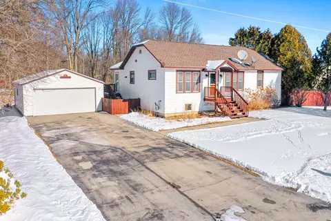 4320 Lakeview, Two Rivers, WI 54241