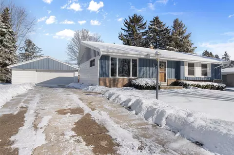 208 W Lilac, Grafton, WI 53024