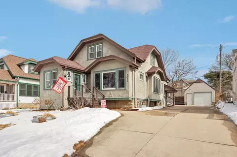 532 N 62nd, Wauwatosa, WI 53213
