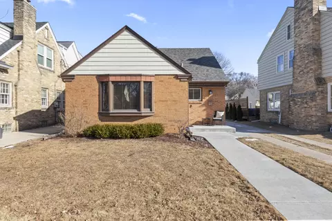 2350 N 89th, Wauwatosa, WI 53226