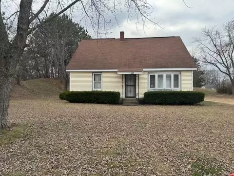 N4923 East, Onalaska, WI 54650