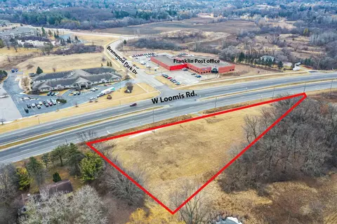 9530 W Loomis, Franklin, WI 53132