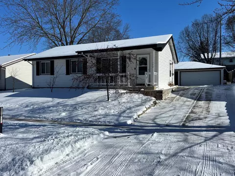 172 Clover, Burlington, WI 53105